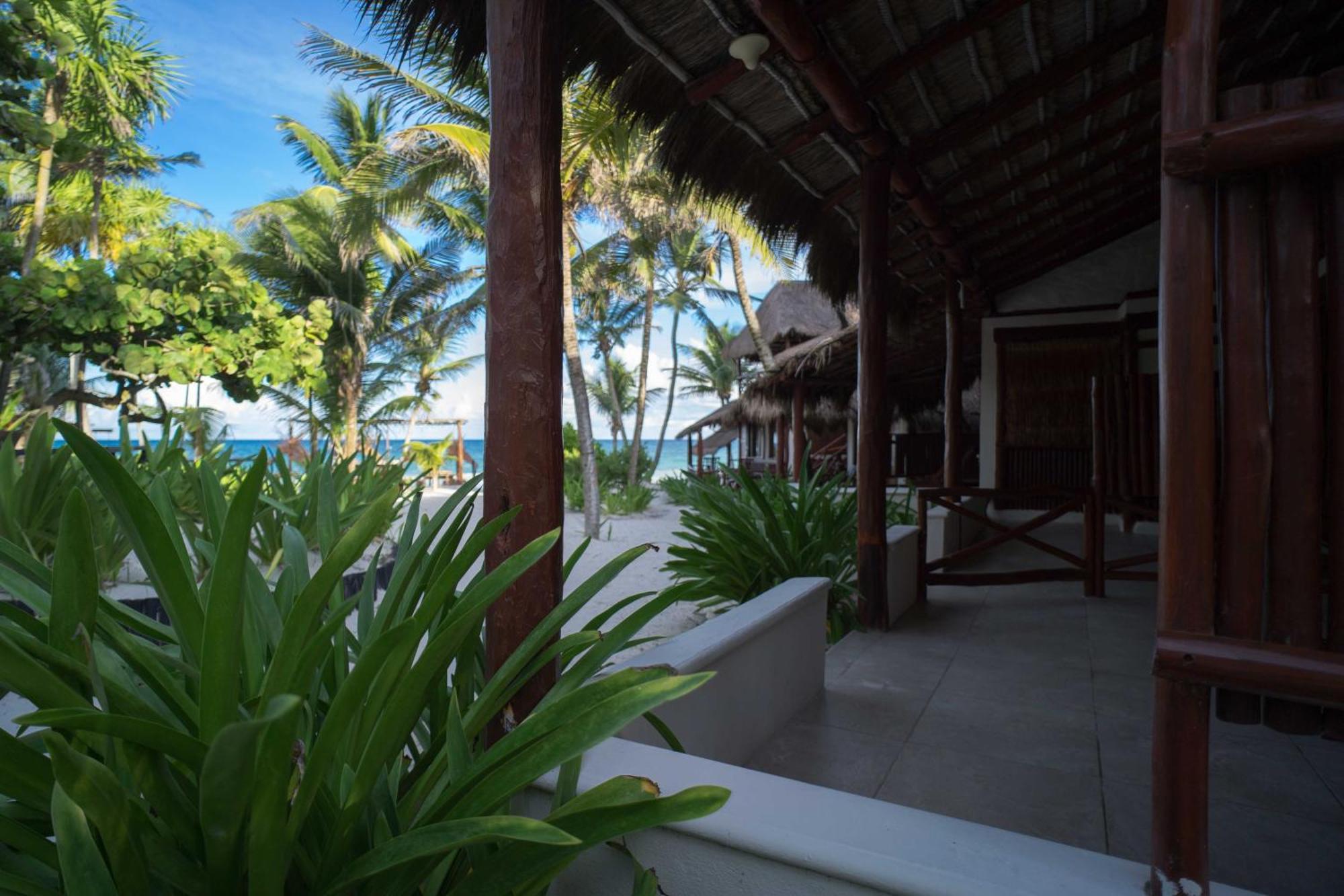 Hotel Bt Live Tulum Located At The Party Zone Exterior foto